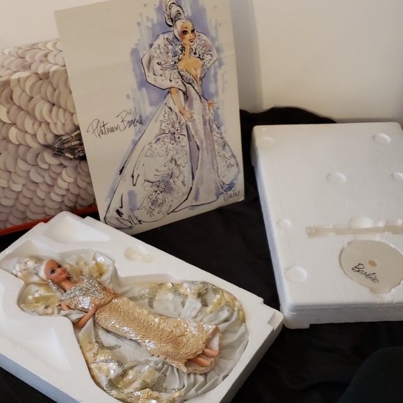 NIB Bob Mackie Platinum Barbie - Picture 1 of 8